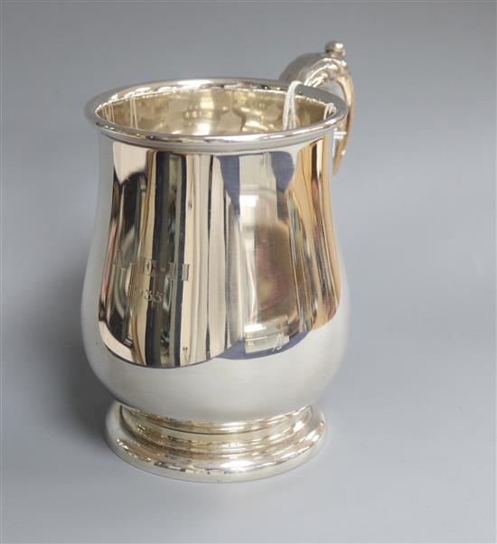 A Georgian style silver mug, Birmingham 1934, Mappin & Webb, H 12.5cm; 12.4oz